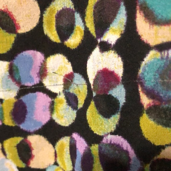 Liz Claiborne Ladies Petite Sleeveless Blouse - Picture 7 of 10